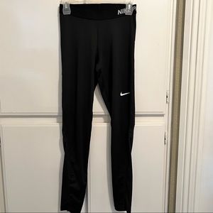 Like New Nike Dri-Fit Black Leggings - Medium